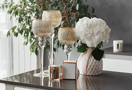 Glas- und Kristallobjekte